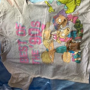 This is an over sized fashion nova tee. Size L